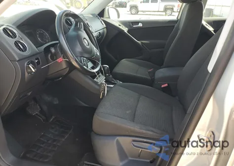 2014 Volkswagen Tiguan S z USA, uszkodzony, nr VIN WVGBV3AX9EW546268